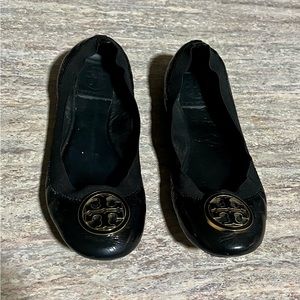 Tory Burch leather flat shoes